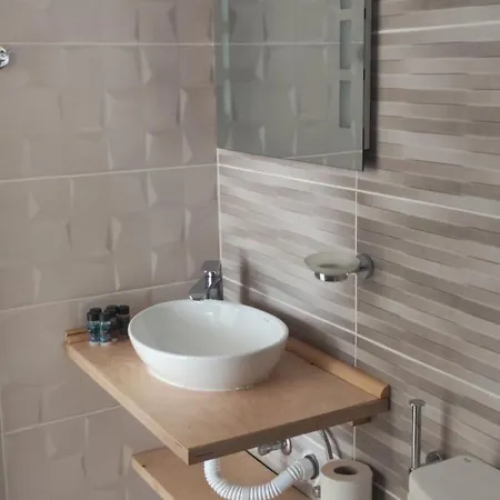 Nikos * Livadia (Tilos)