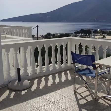 Nikos * Livadia (Tilos)