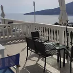 Nikos Appartement