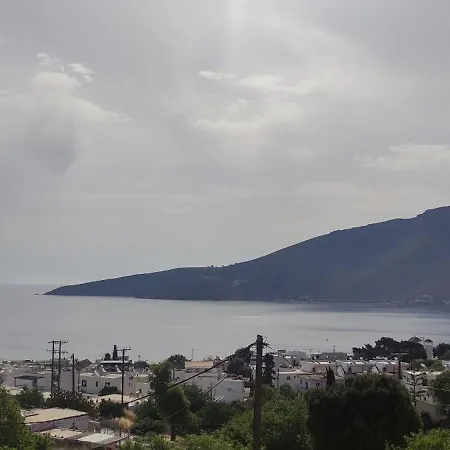 Nikos * Livadia (Tilos)