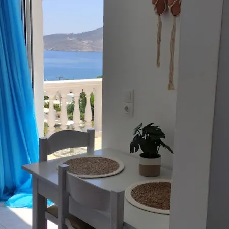 Nikos *
