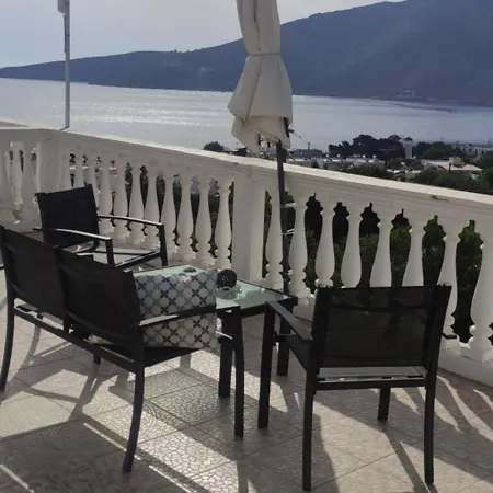 Nikos Livadia (Tilos)