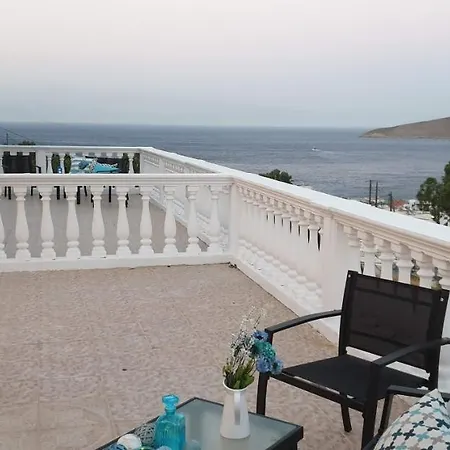 Nikos Apartament *