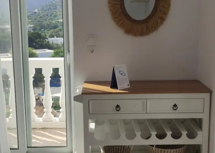 Nikos * Livadia (Tilos)