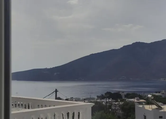 Nikos شقة Livadia (Tilos)